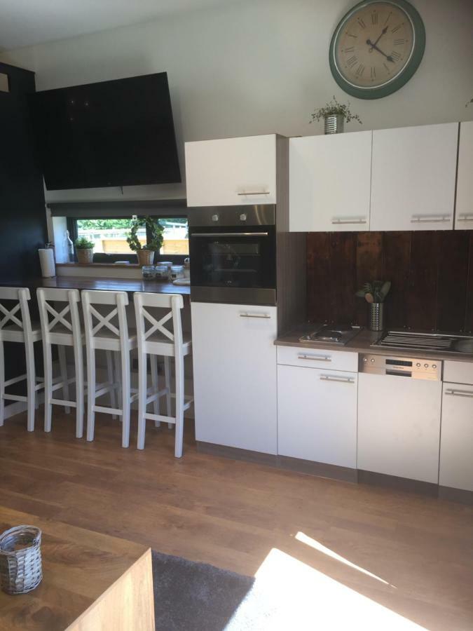 Willow Court Farm Studio South & Petting Farm, 8 Mins From Legoland & Windsor, 15 Mins From Lapland Uk Exteriör bild